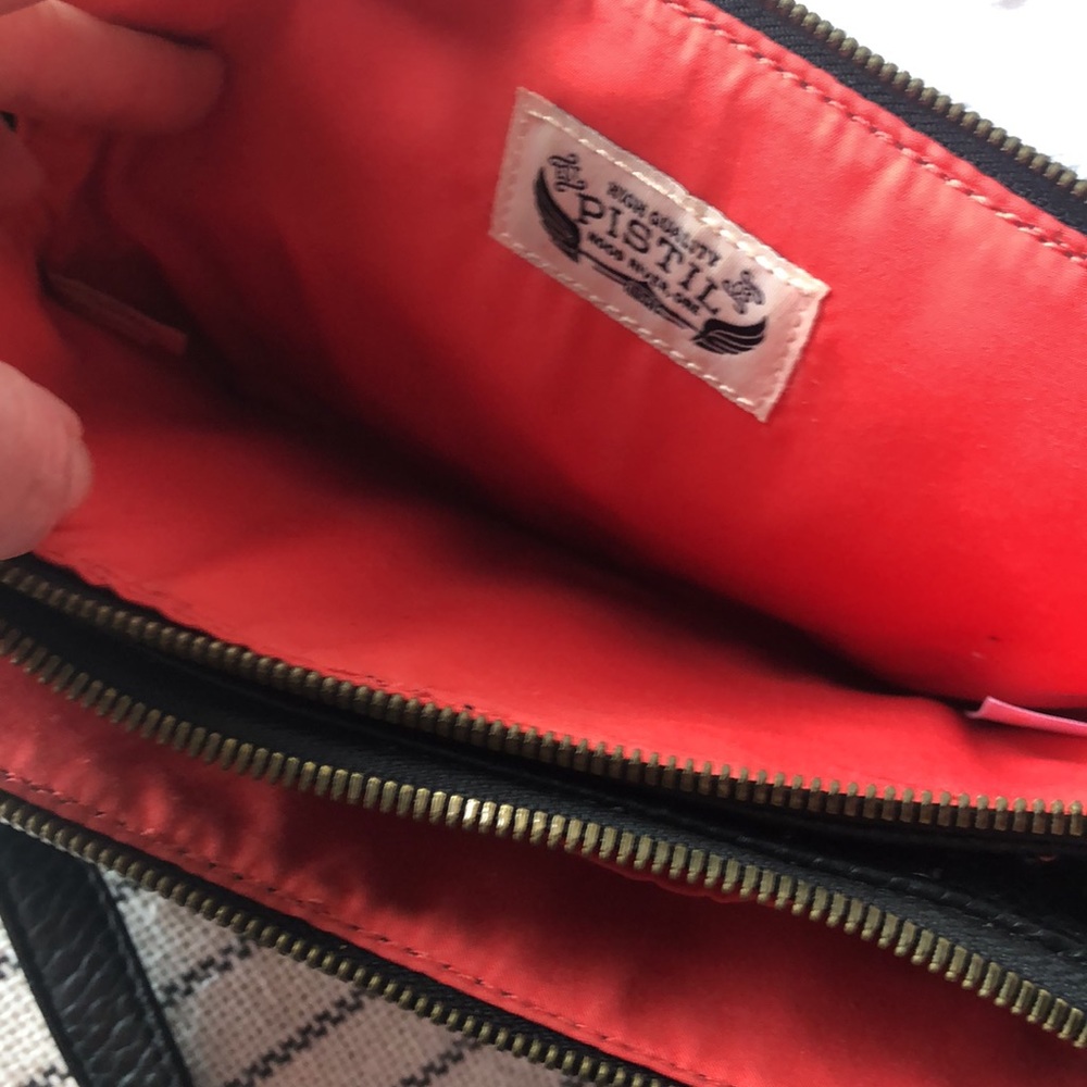 Pistil Purse - Picture 6 of 7